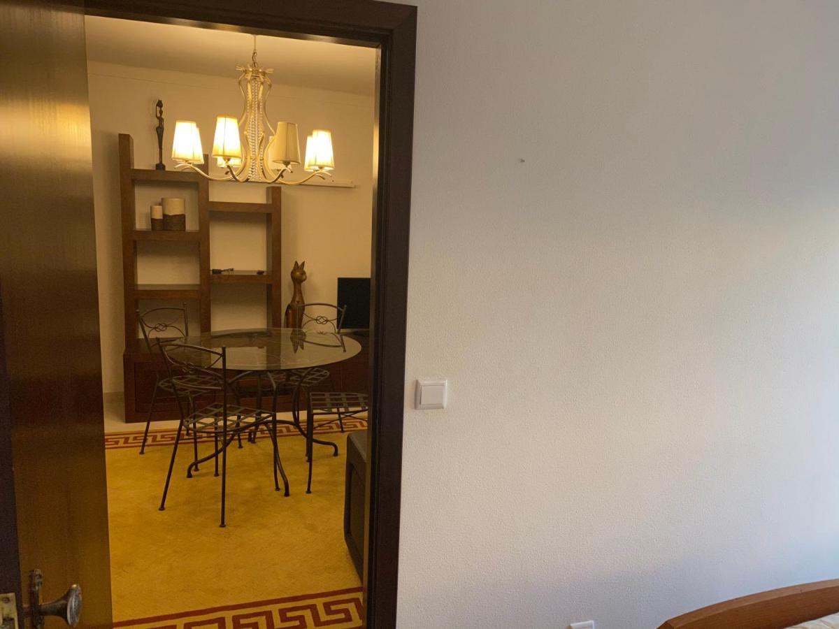 Appartement Casa Mouzinho De Albuquerque à Ourém Extérieur photo