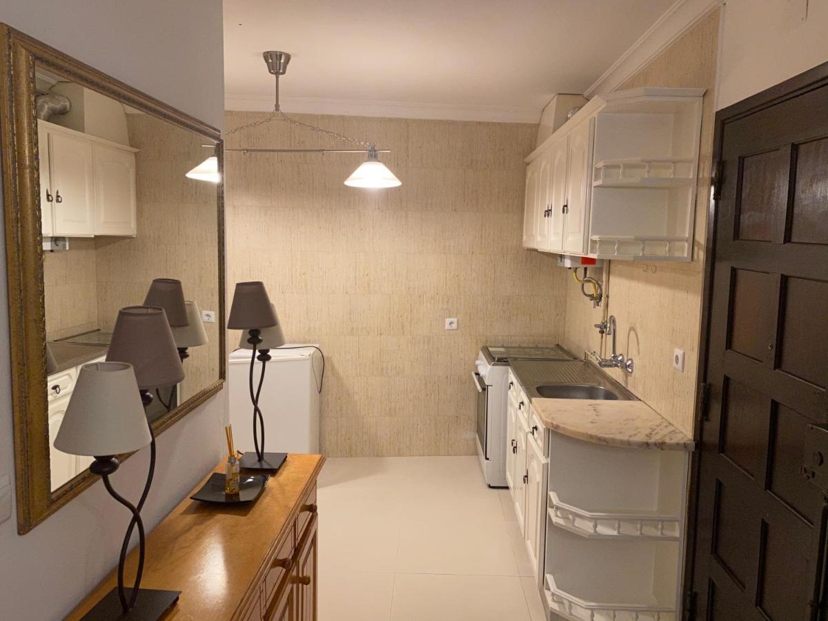Appartement Casa Mouzinho De Albuquerque à Ourém Extérieur photo
