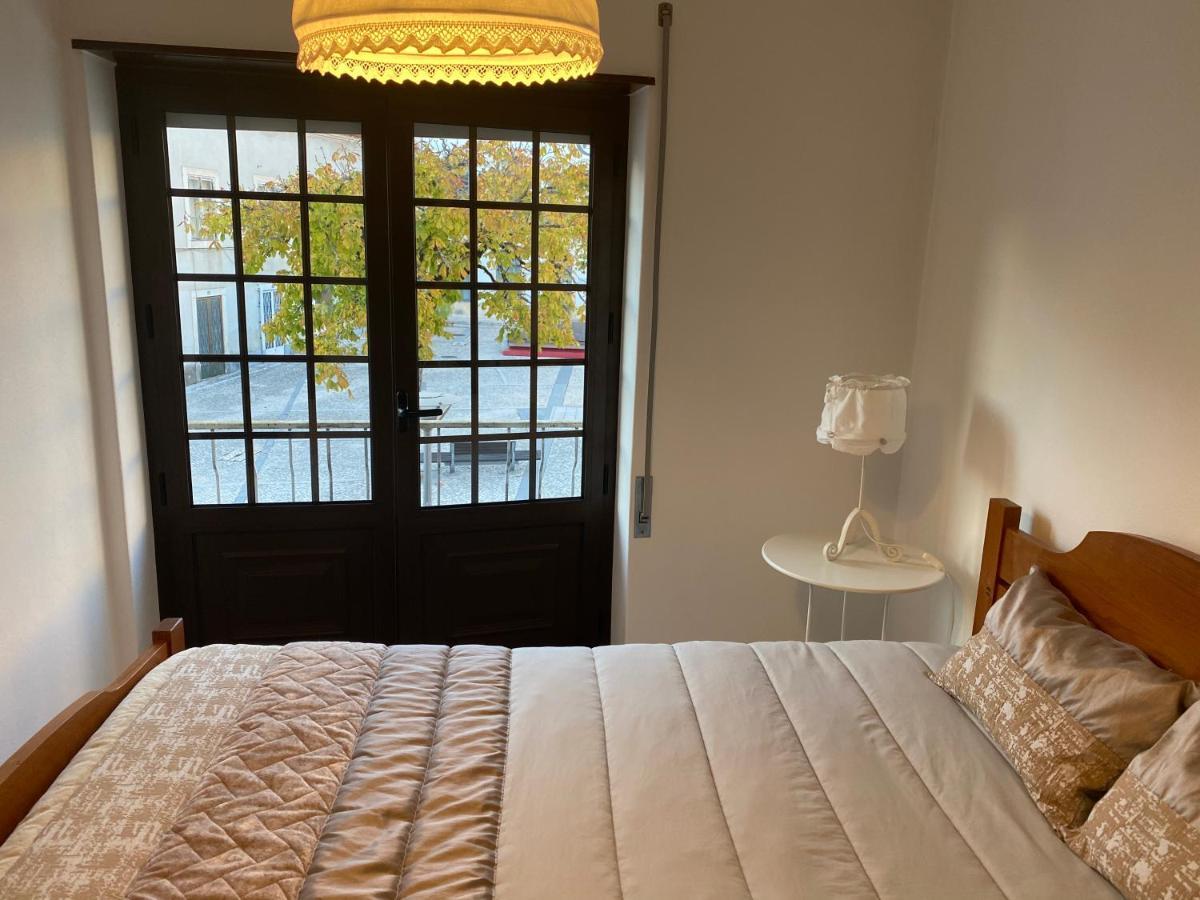 Appartement Casa Mouzinho De Albuquerque à Ourém Extérieur photo
